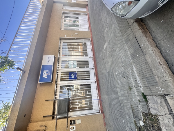 COMPLEJO DE DEPARTAMENTOS Y LOCAL 