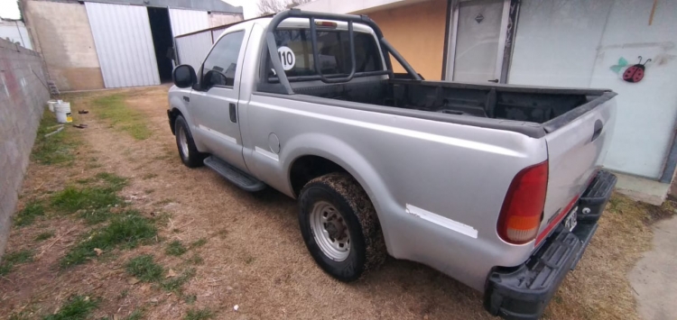 CAMIONETA FORD DUTY