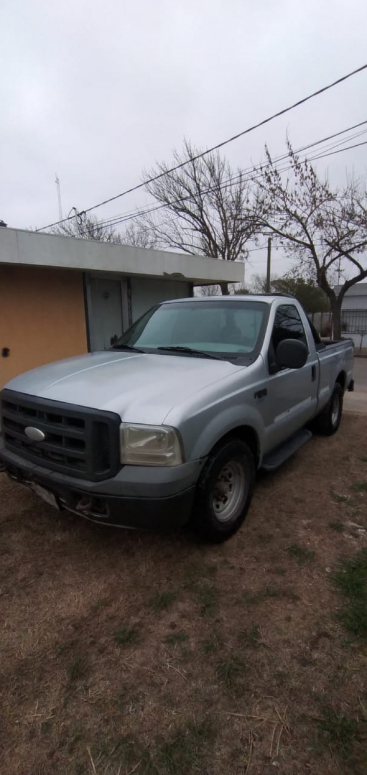 CAMIONETA FORD DUTY