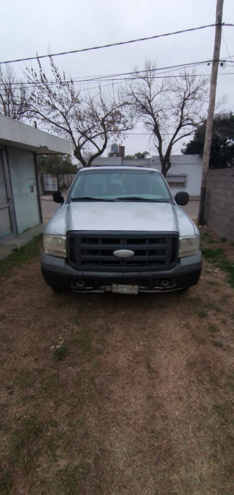 CAMIONETA FORD DUTY