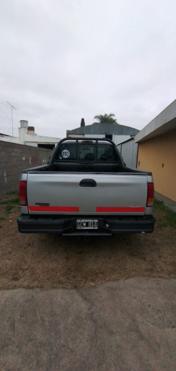 CAMIONETA FORD DUTY