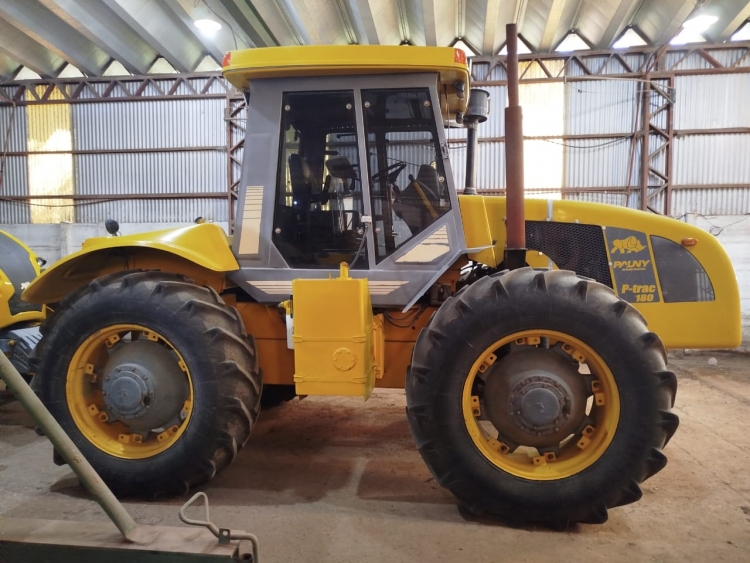 1  Tractor PAUNY  P-TRAC 180 DT