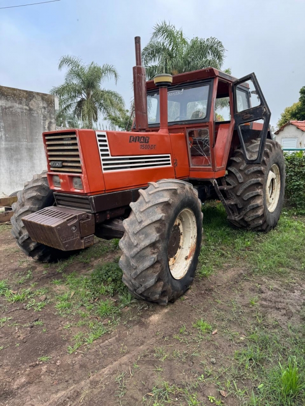 1  Tractor FIAT 1580 DT