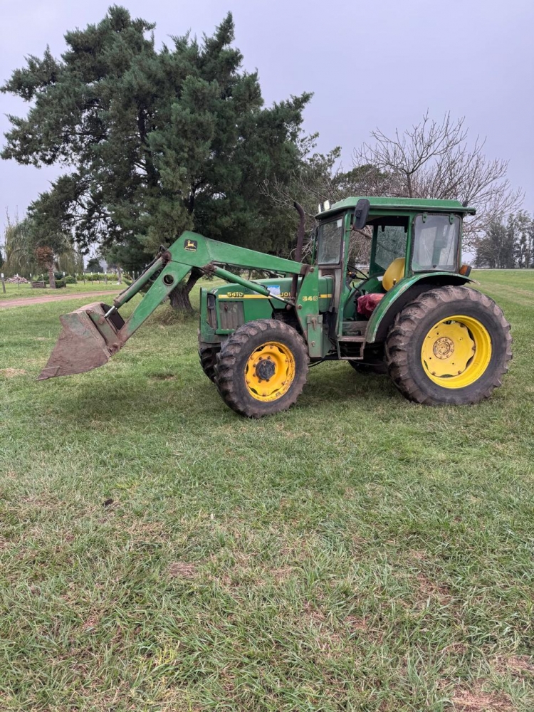 1  Tractor JOHN DEERE 5410 DT,