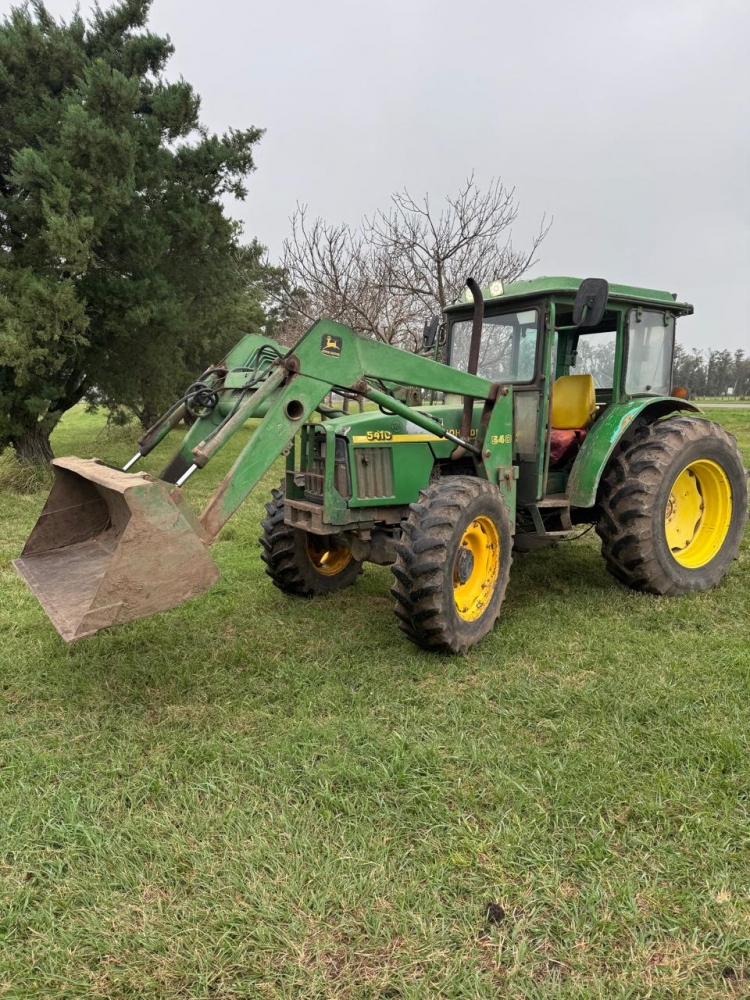 1  Tractor JOHN DEERE 5410 DT,