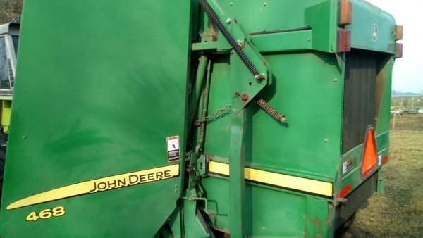  1 Arrolladora JOHN DEERE 468 