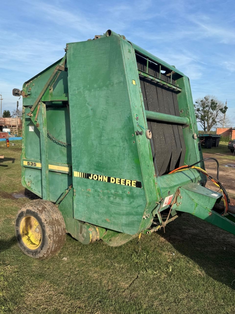 1  Arrolladora MAINERO 5850/1 Arrolladora JOHN DEERE 535