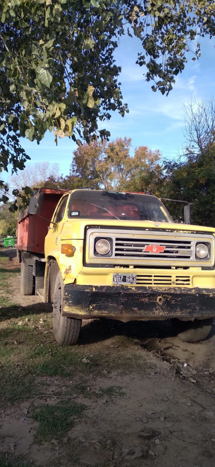 3 CAMIONES FORD CARGO, FORD 14.00, CHEVROLET 714