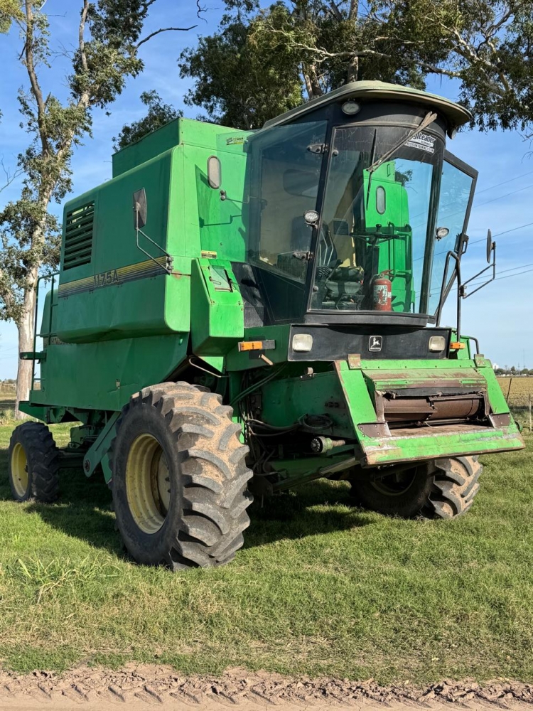 1  Cosechadora JOHN DEERE 1175 A