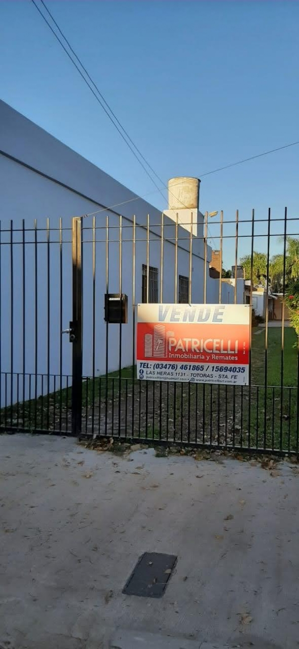 CASA EN CANADA DE GOMEZ