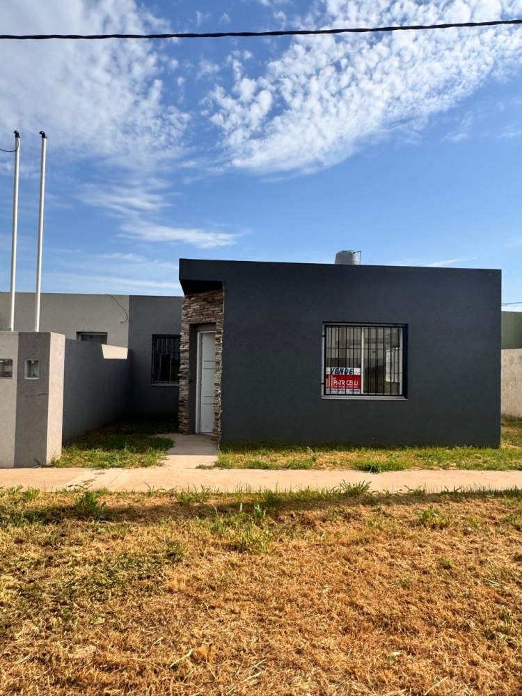 CASA A ESTRENAR
