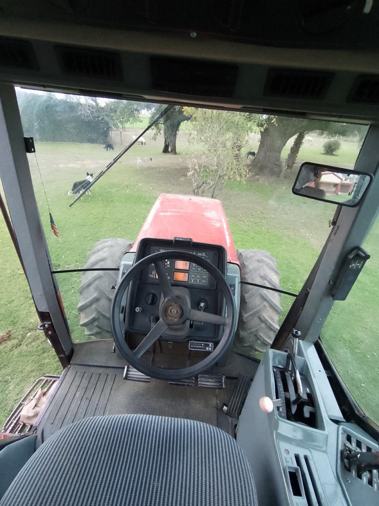 1 Tractor CASE 8920; DT, año 1989