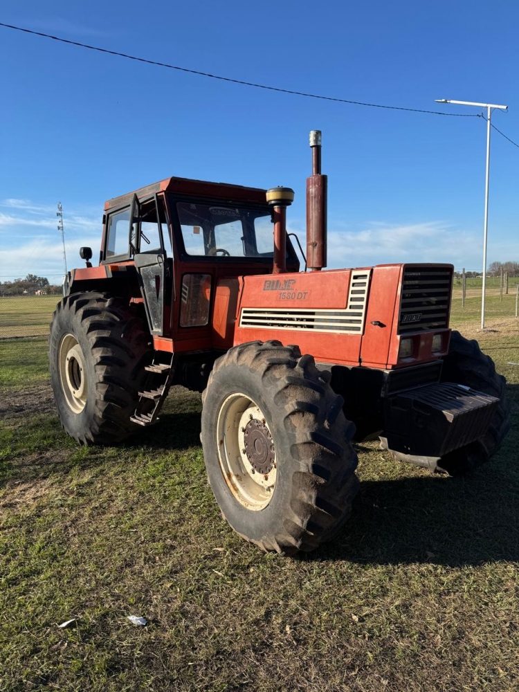 1  Tractor FIAT 1580 DT, cabina Moroso