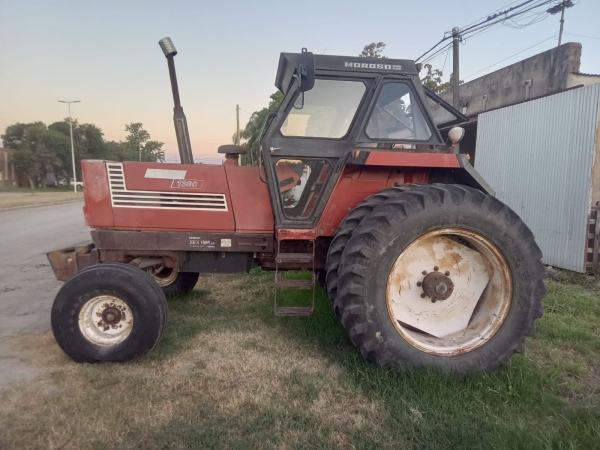 1  Tractor FIAT  1380, cabina Moroso
