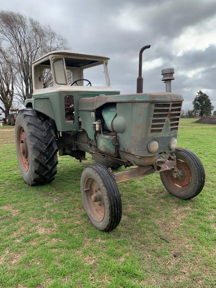 1  Tractor DEUTZ A 65, cabina Rumifer,