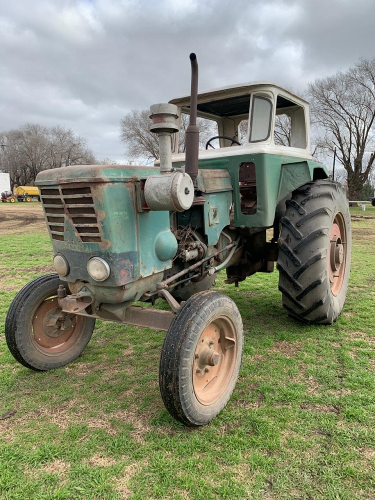1  Tractor DEUTZ A 65, cabina Rumifer,