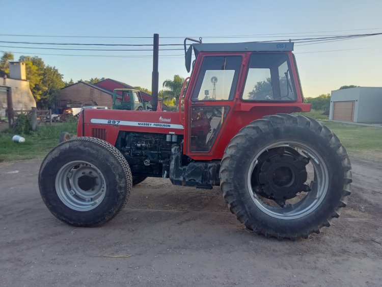 1 Tractor MASSEY FERGUSON 297