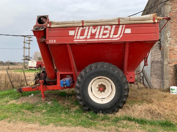 1  Acoplado autodescargable OMBÚ,