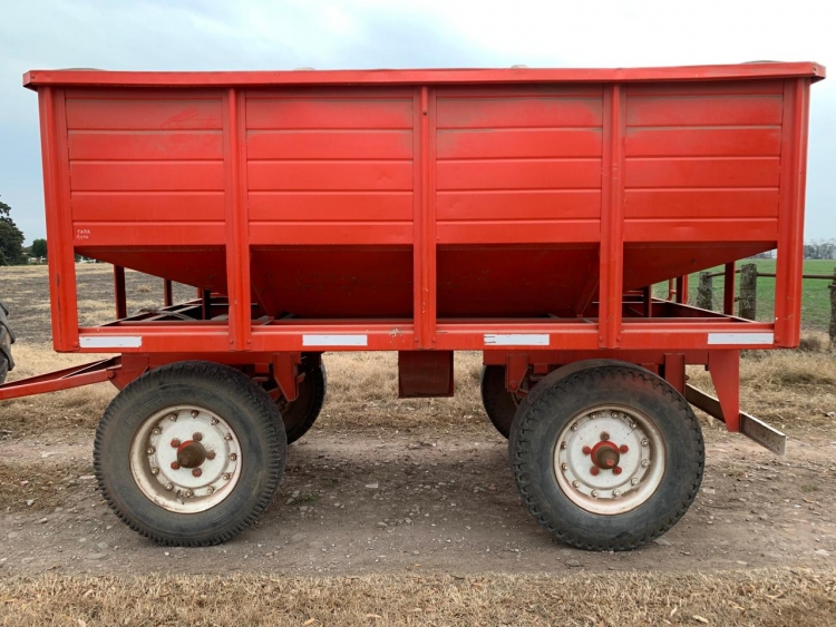 1 Acoplado tolva GENTILLI, para 6 ton