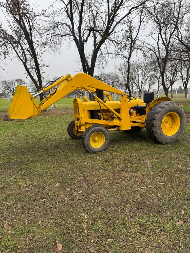 1 Pala cargadora JOHN DEERE 308,
