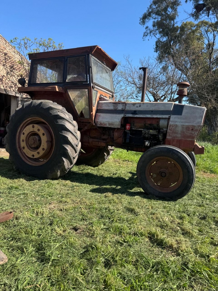 1  Tractor FAHR FX 100, con cabina,