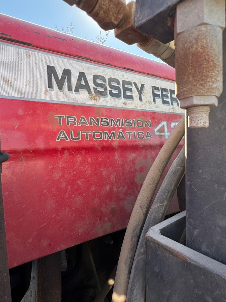 1  Tractor  MASSEY FERGUSON 4292 H.D,  DT,