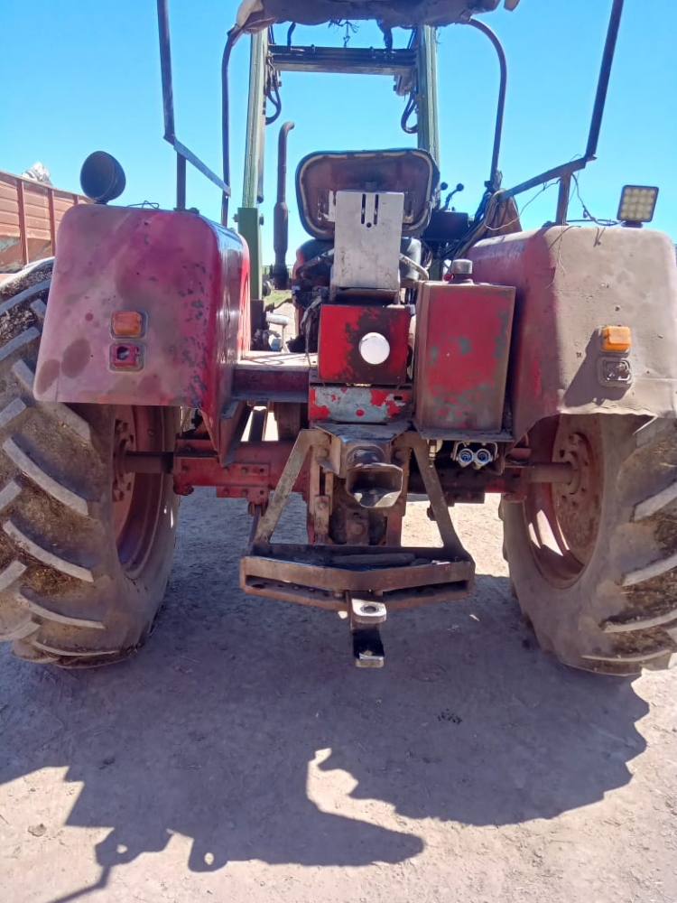 1 Tractor FAHR D400 B, con dirección hidráulica,