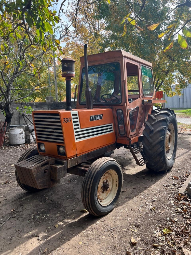 1 Tractor FIATAGRIT 780