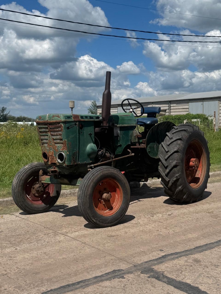 1 Tractor DEUTZ A 65 con motor 2114
