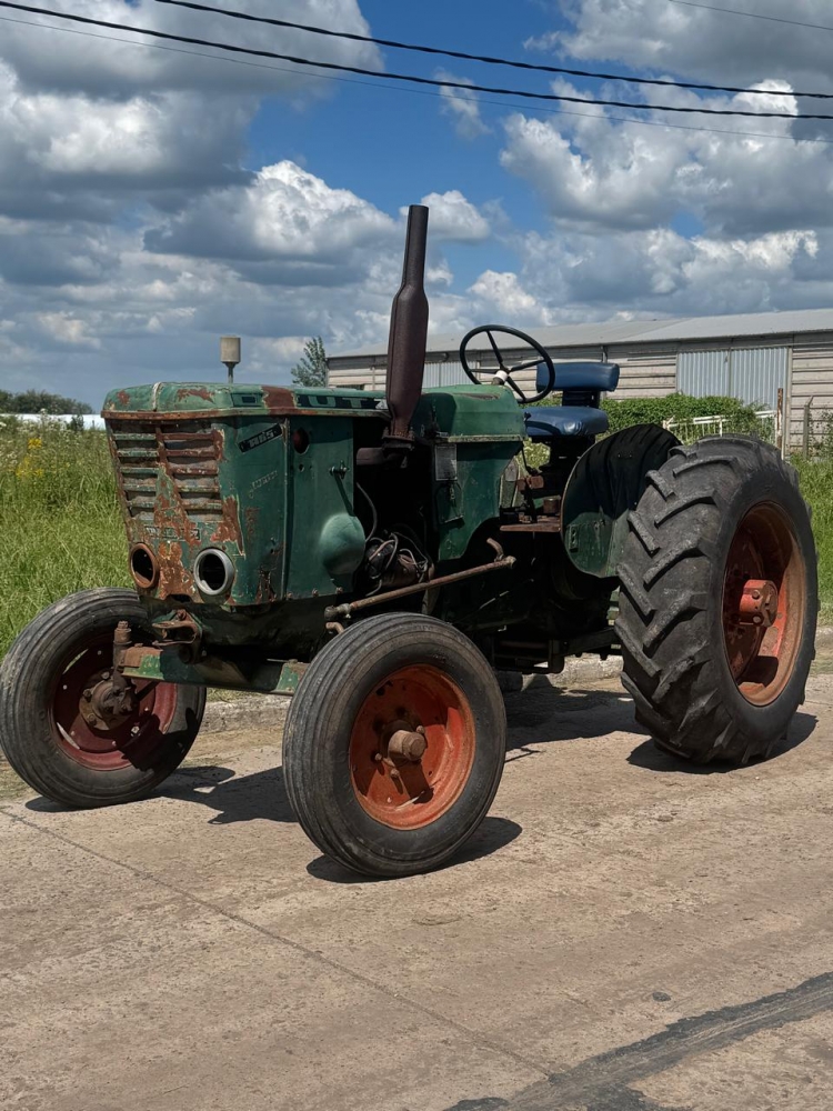 1 Tractor DEUTZ A 65 con motor 2114