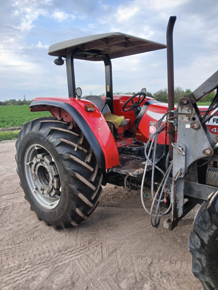 1 Tractor  MASSEY FERGUSON 4292 H.D - DT