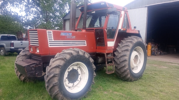 1 Tractor FIAT 1880 doble traccion, año 1986