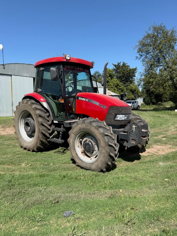 1 Tractor CASE JX 95 DT, con 1.000 hs de uso