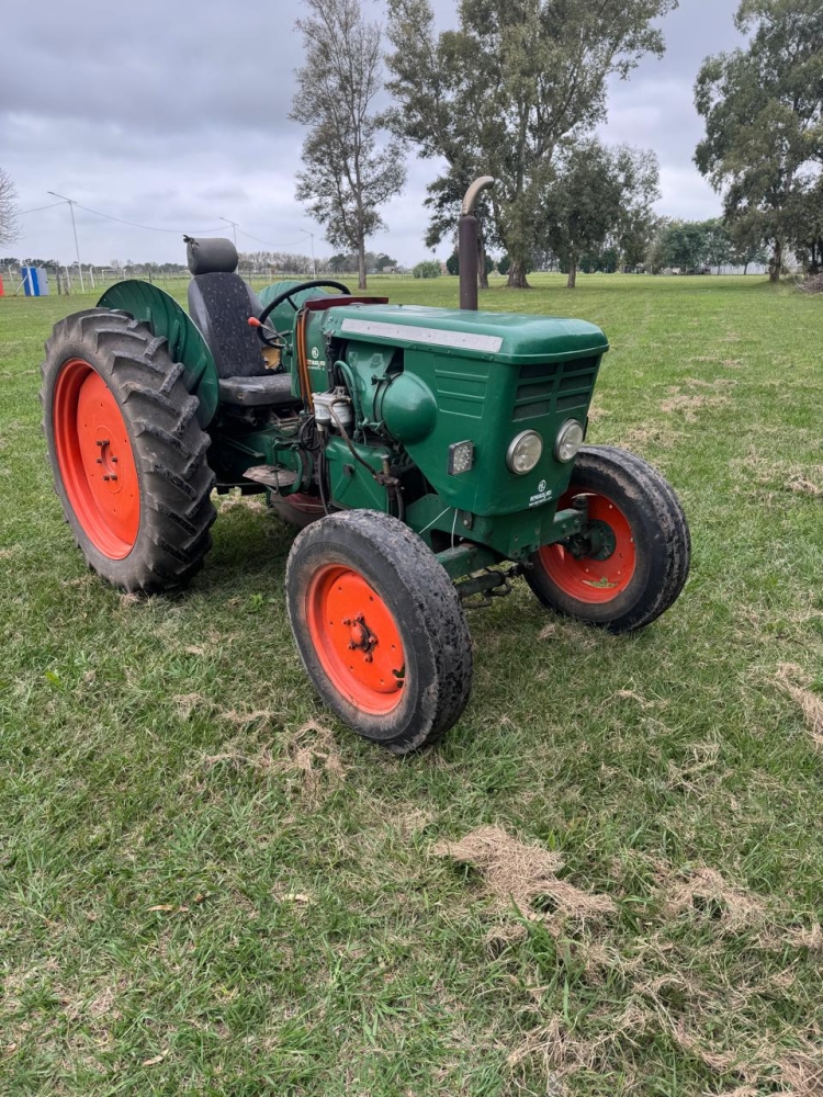 1Tractor DEUTZ A 46, dirección hidráulica