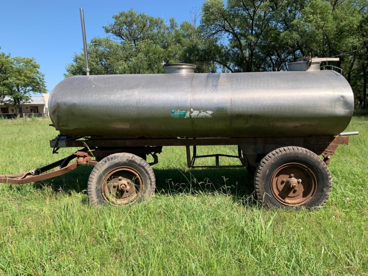 2  Acoplados tanques