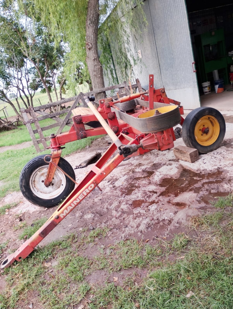 2 Corta-hileradoras CERUTTI