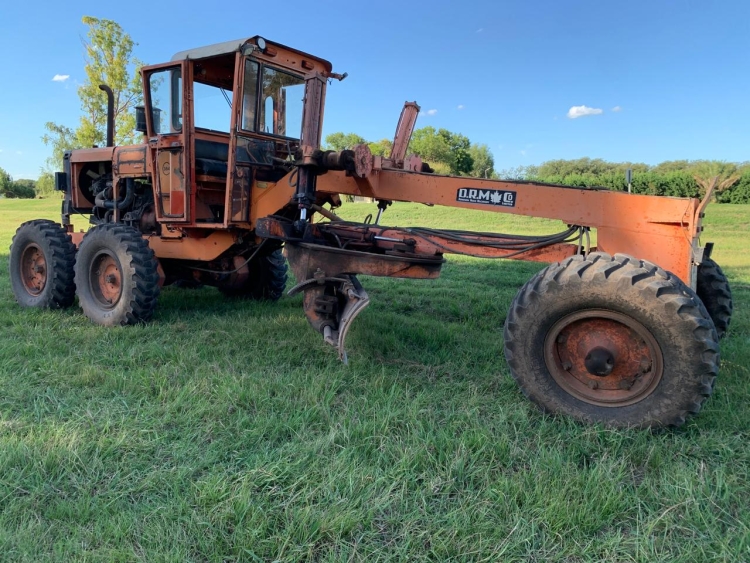 1 Motoniveladora, D´RAMCO D62-B