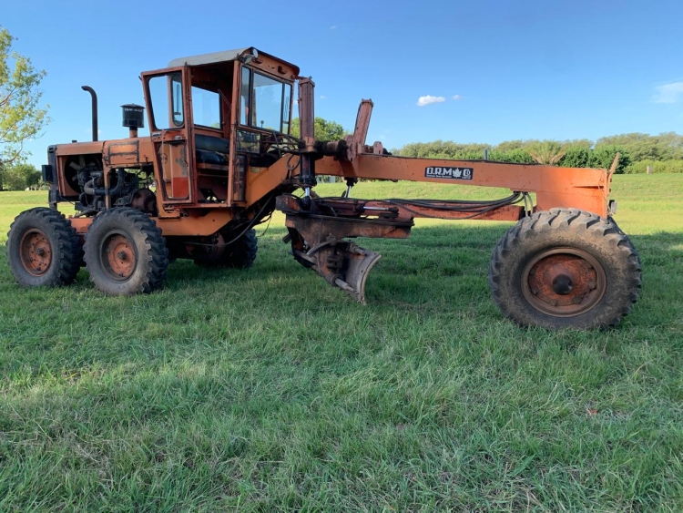 1 Motoniveladora, D´RAMCO D62-B