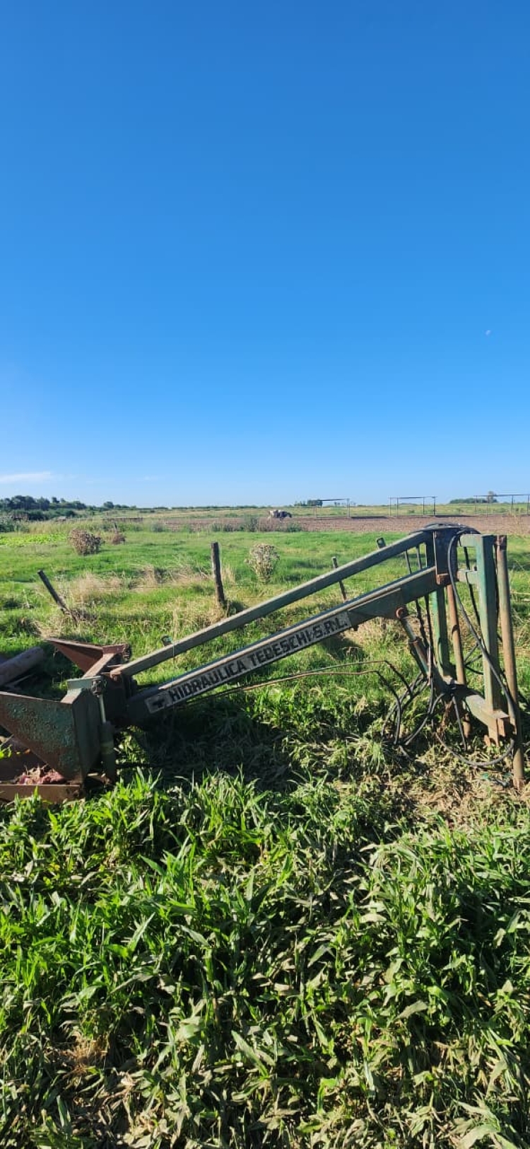 1 Pala cargadora frontal TEDESCHI