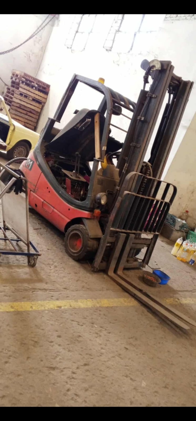 1 Autoelevador LINDE,